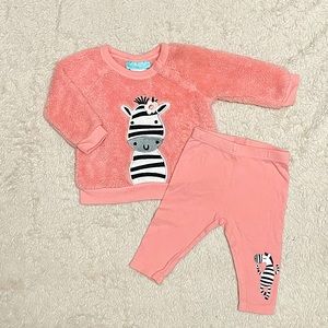 Sweatshirt & Pant Set - 6 Months